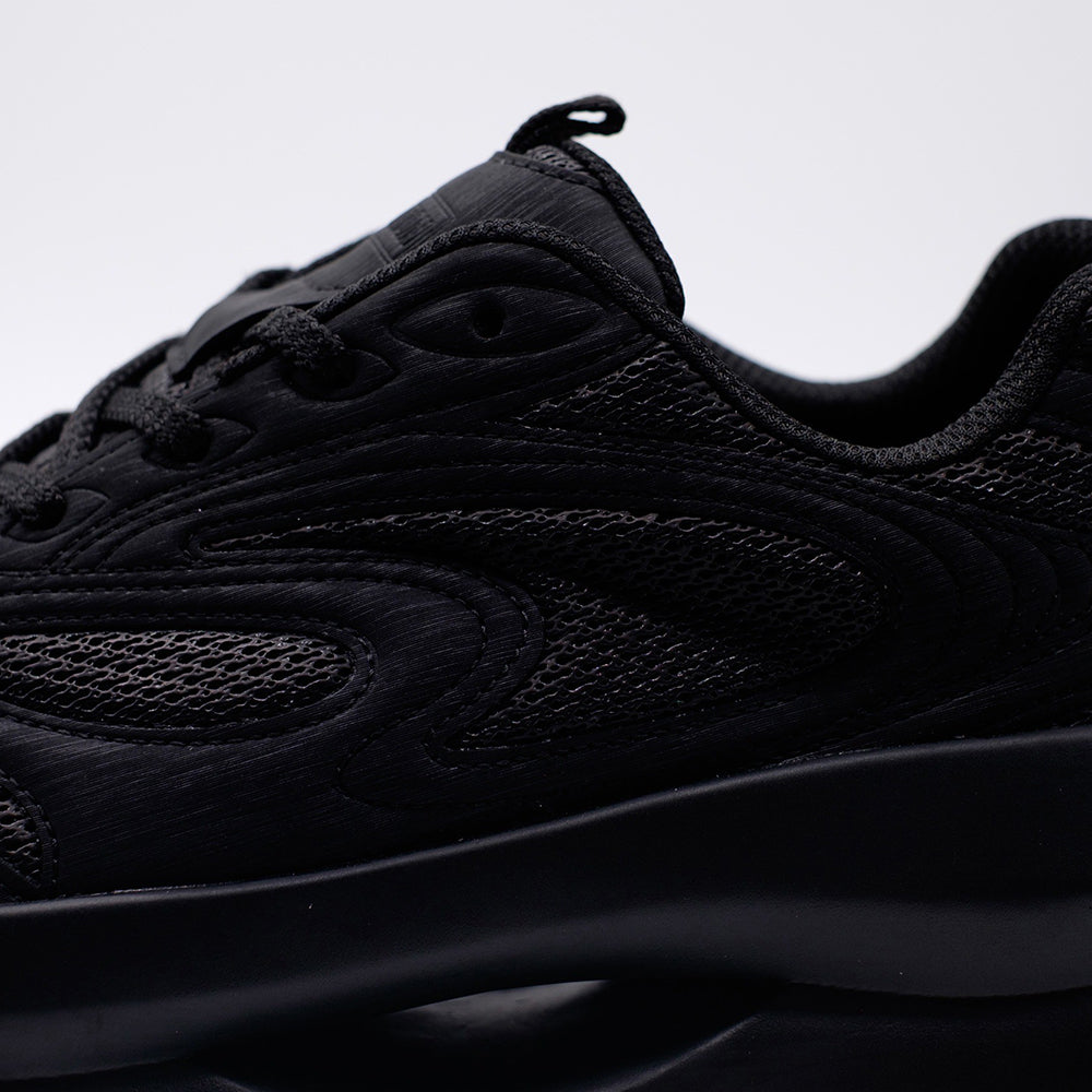 MISFIT BLACK