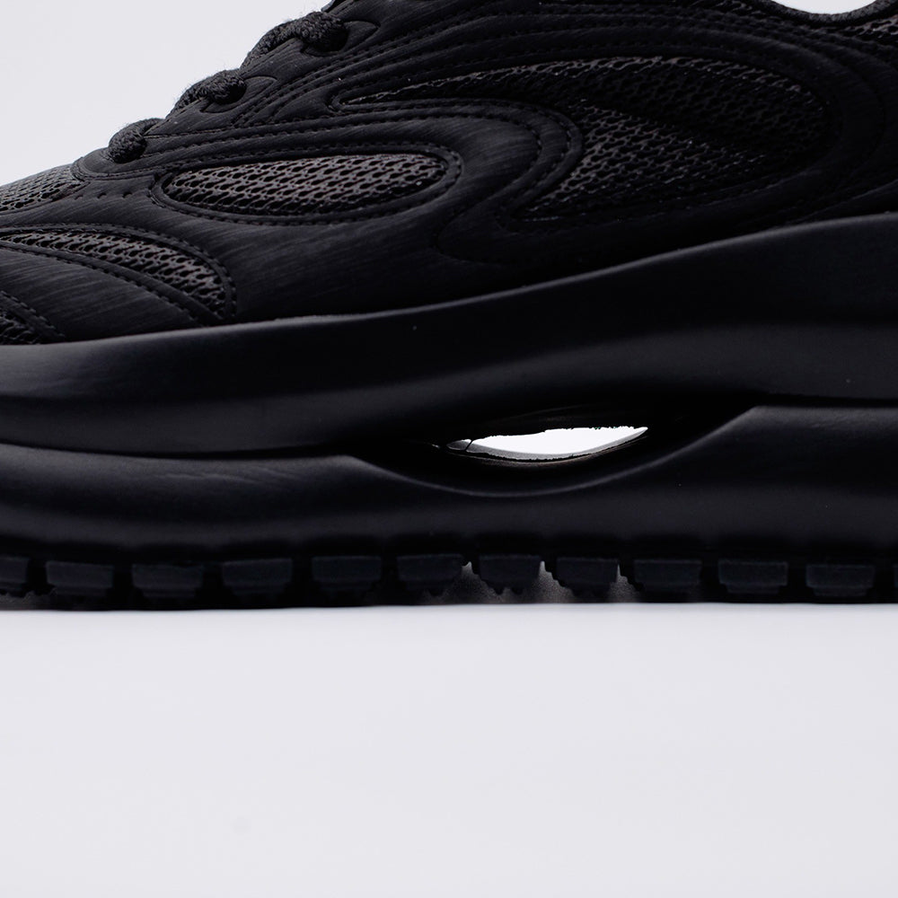 MISFIT BLACK