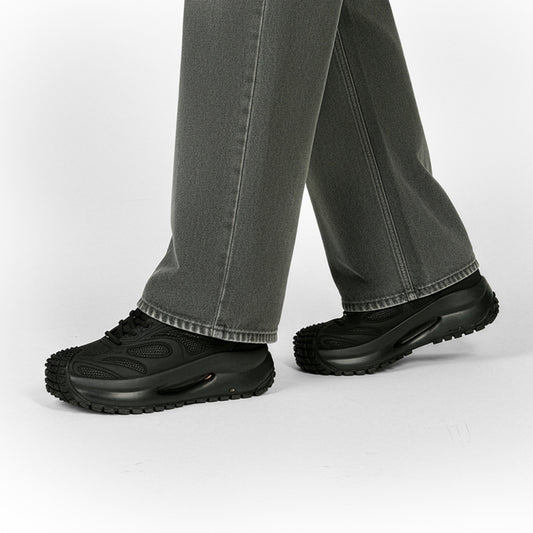 ディストーション ミスフィット メンズ 厚底 スニーカー DISTORTION MISFIT BLACK DIS25F0003-BK 7cm盛れる厚底スニーカー メンズ。軽量で幅広設計のチャンキーソールが歩きやすい。トールシューズ・シークレットスニーカーで身長UP&スタイルアップを叶える人気の上げ底靴。