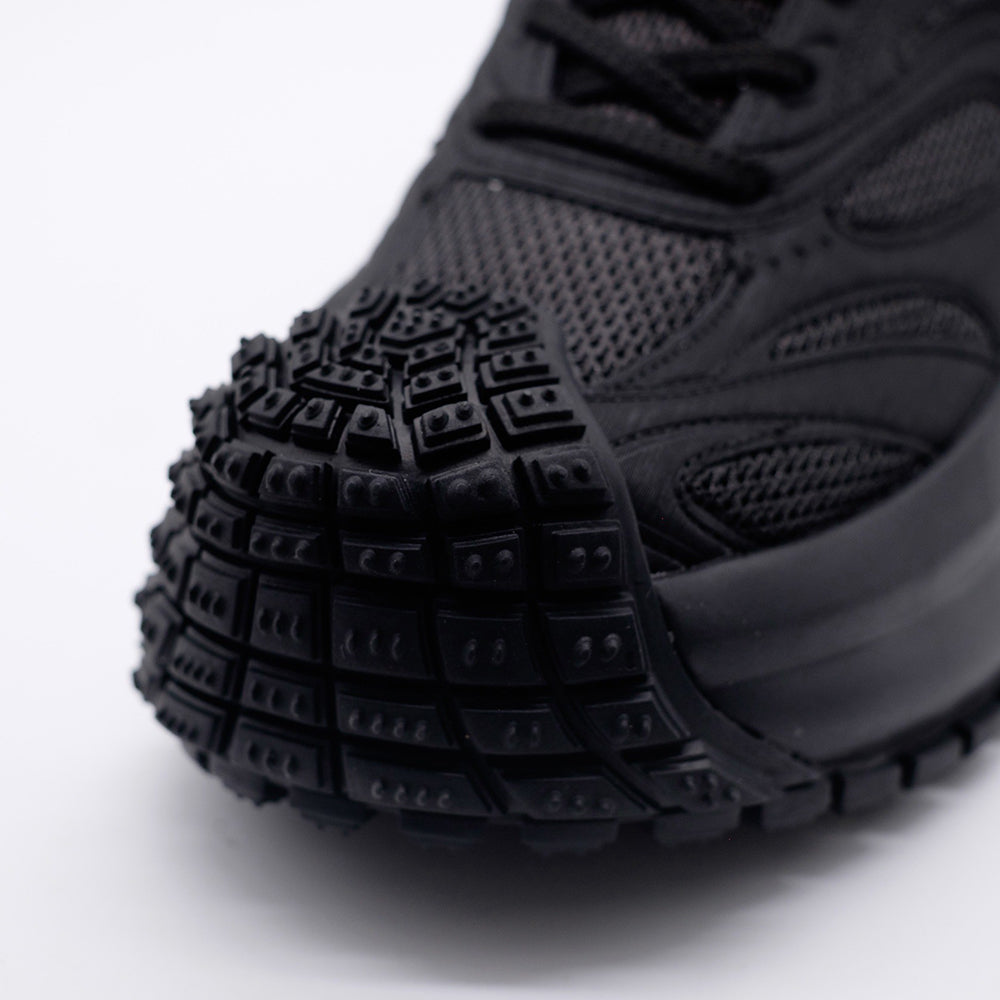 MISFIT BLACK