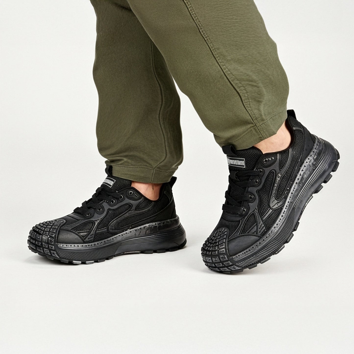 DEFIANT BLACK