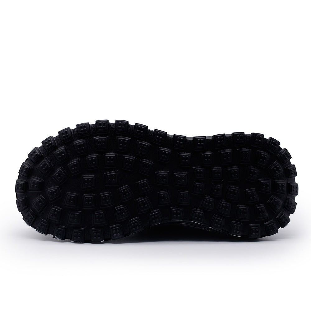 DEFIANT BLACK