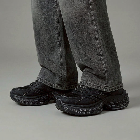 ディストーション レベル DISTORTION REBEL BLACK DIS25F0001-BK 7cm盛れる厚底スニーカー メンズ。軽量で幅広設計のチャンキーソールが歩きやすい。トールシューズ・シークレットスニーカーで身長UP&スタイルアップを叶える人気の上げ底靴。