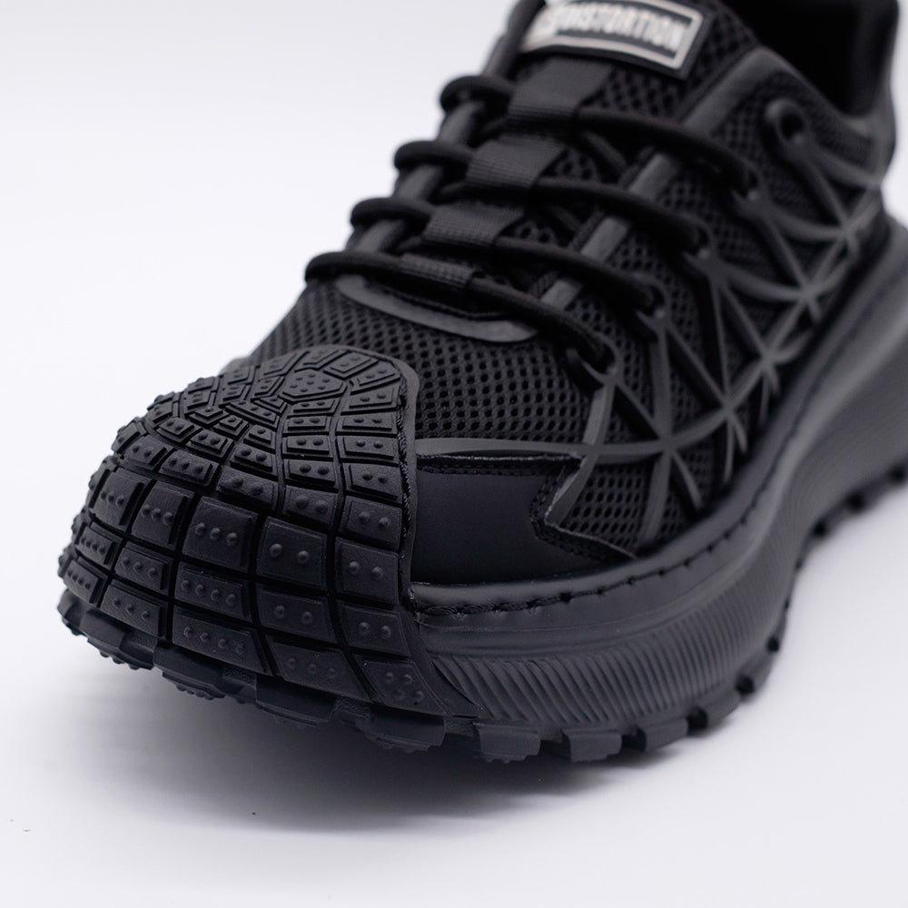 ディストーション レベル DISTORTION REBEL BLACK DIS25F0001-BK 5cm盛れる厚底スニーカー メンズ。軽量で幅広設計のチャンキーソールが歩きやすい。トールシューズ・シークレットスニーカーで身長UP＆スタイルアップを叶える人気の上げ底靴。