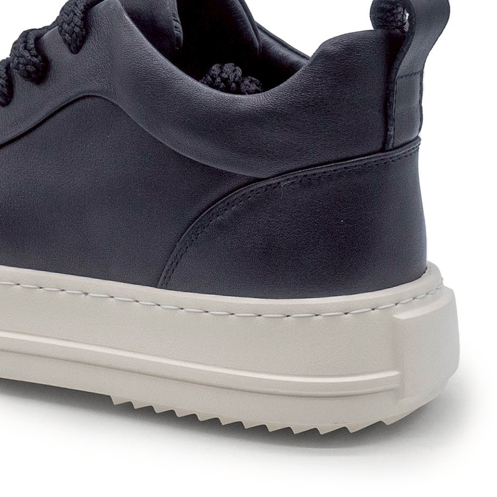 FATTOE LACE BLACK/WHITE