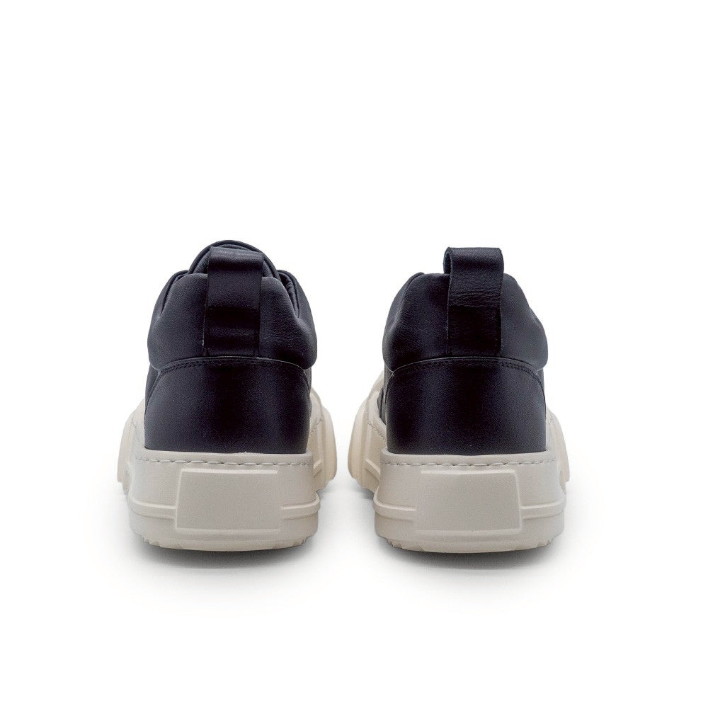 FATTOE LACE BLACK/WHITE